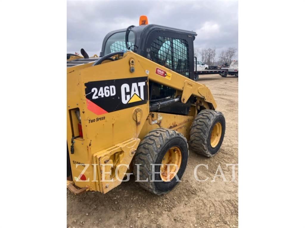 CAT 246D Minicarregadeiras