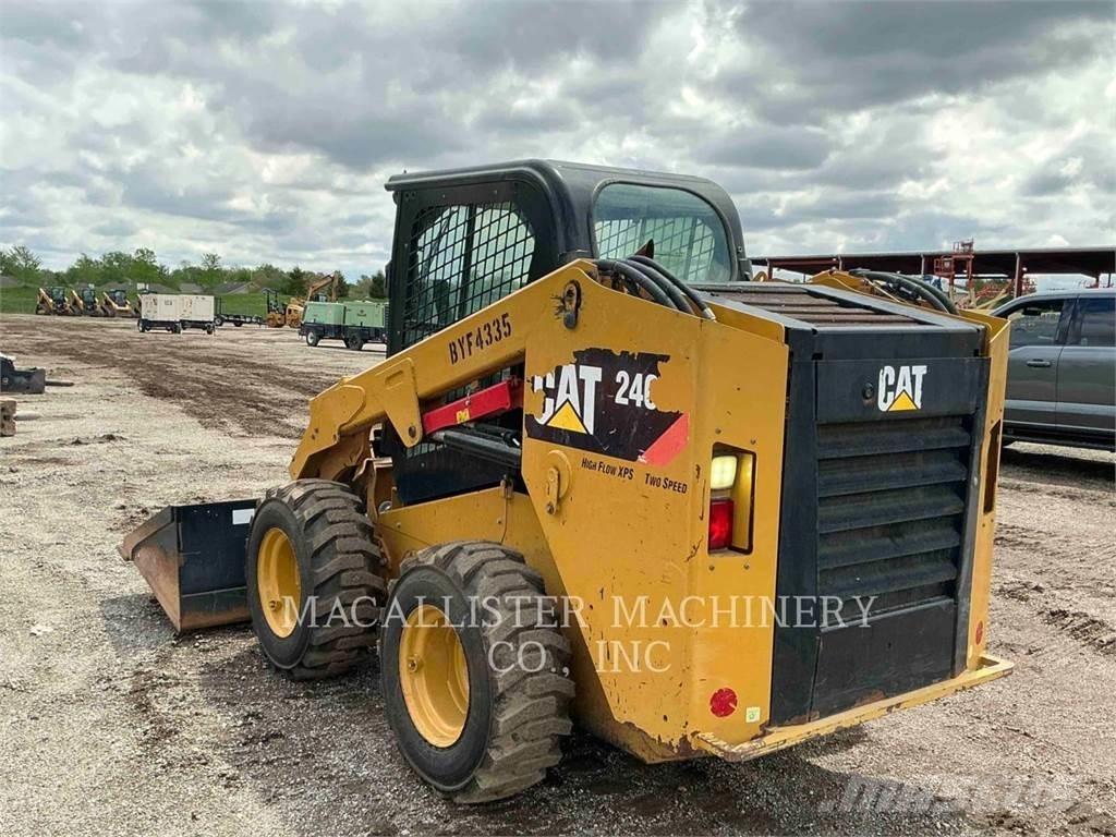 CAT 246D Minicarregadeiras