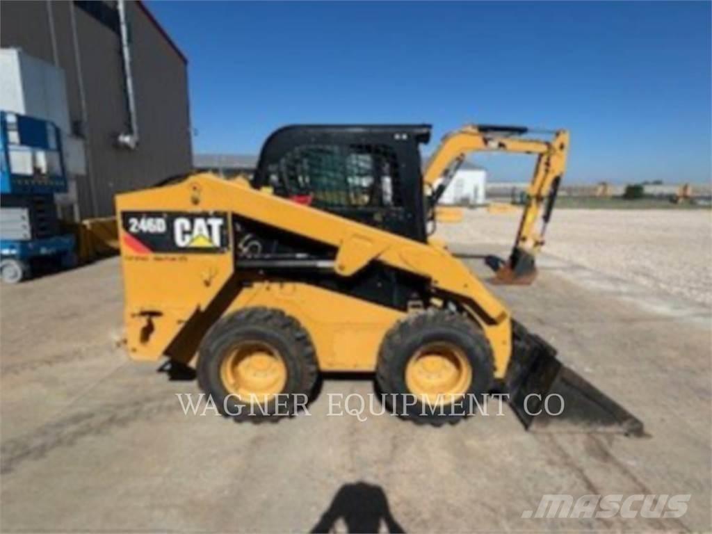 CAT 246D Minicarregadeiras