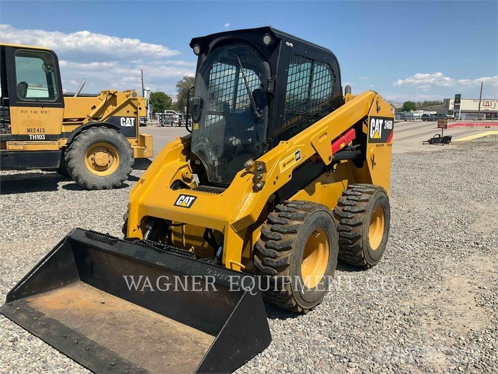 CAT 246D Minicarregadeiras