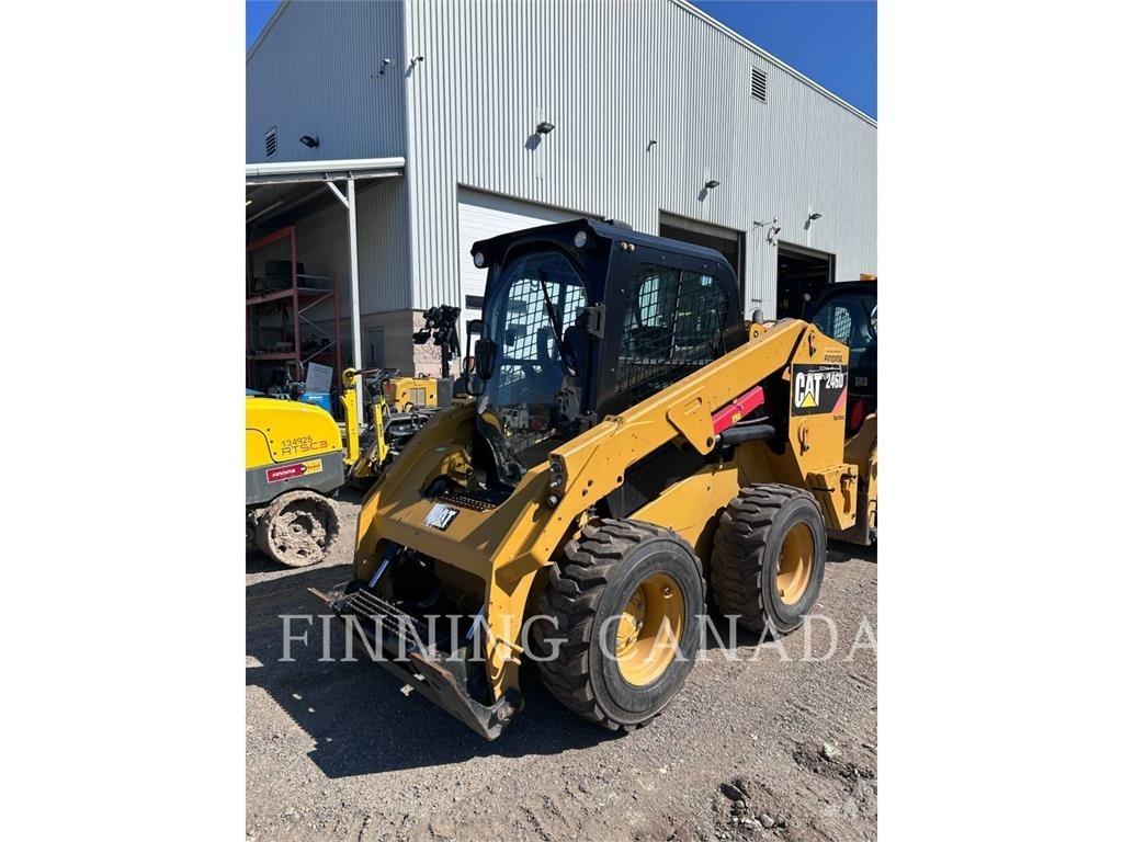 CAT 246D Minicarregadeiras