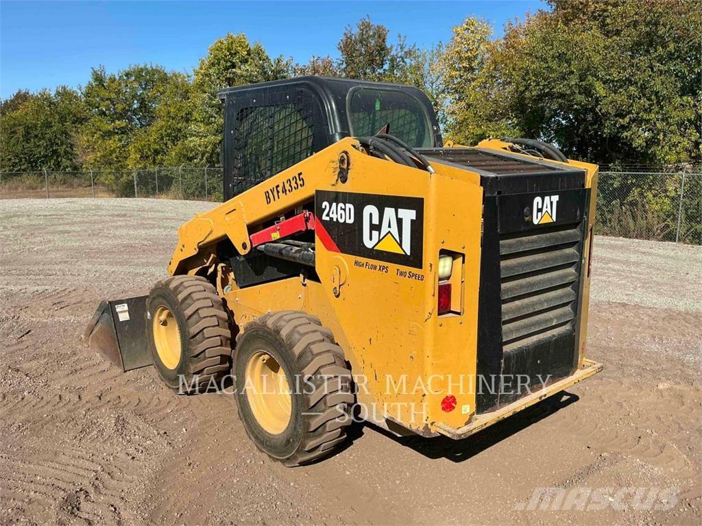 CAT 246D Minicarregadeiras