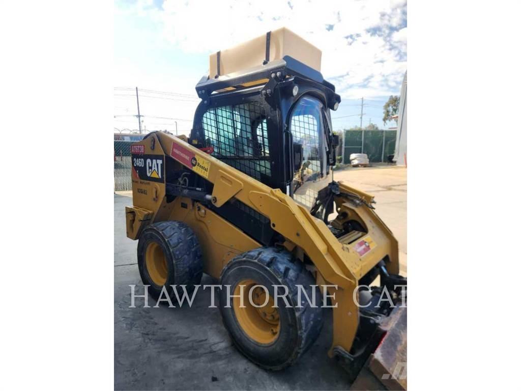 CAT 246D Minicarregadeiras