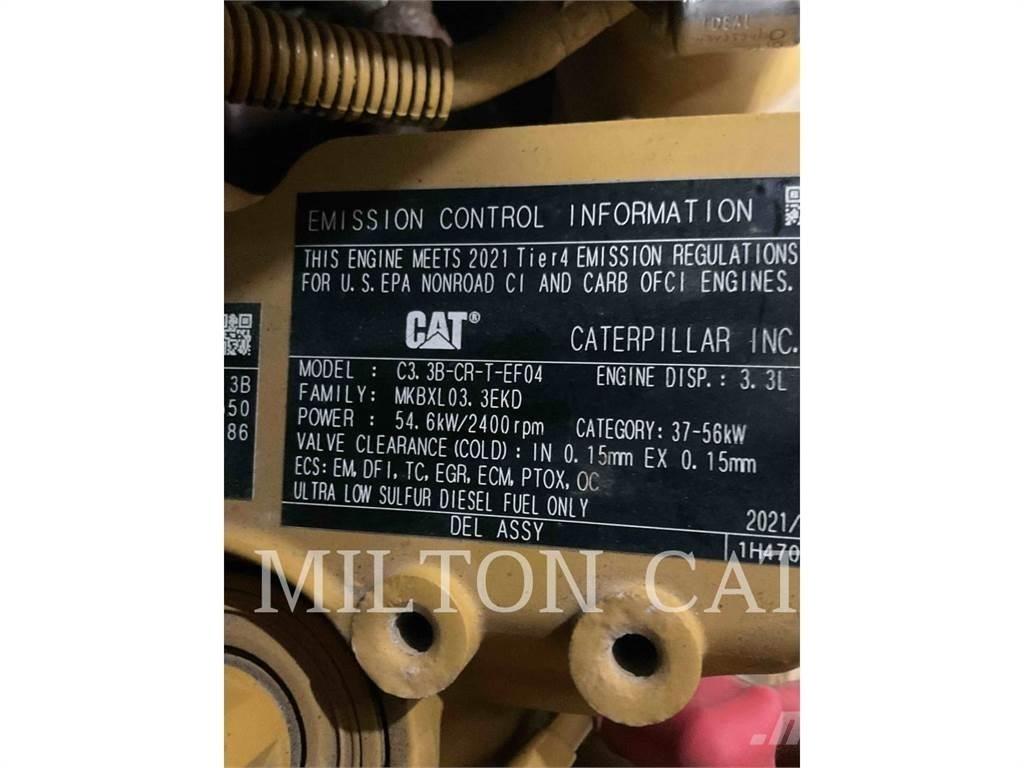 CAT 246D 3 Minicarregadeiras