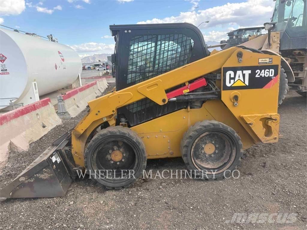 CAT 246D C3-H2 Minicarregadeiras
