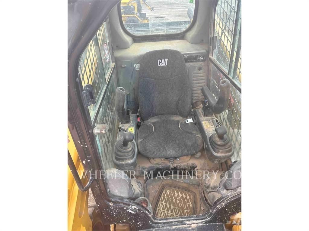 CAT 246D C3-H2 Minicarregadeiras