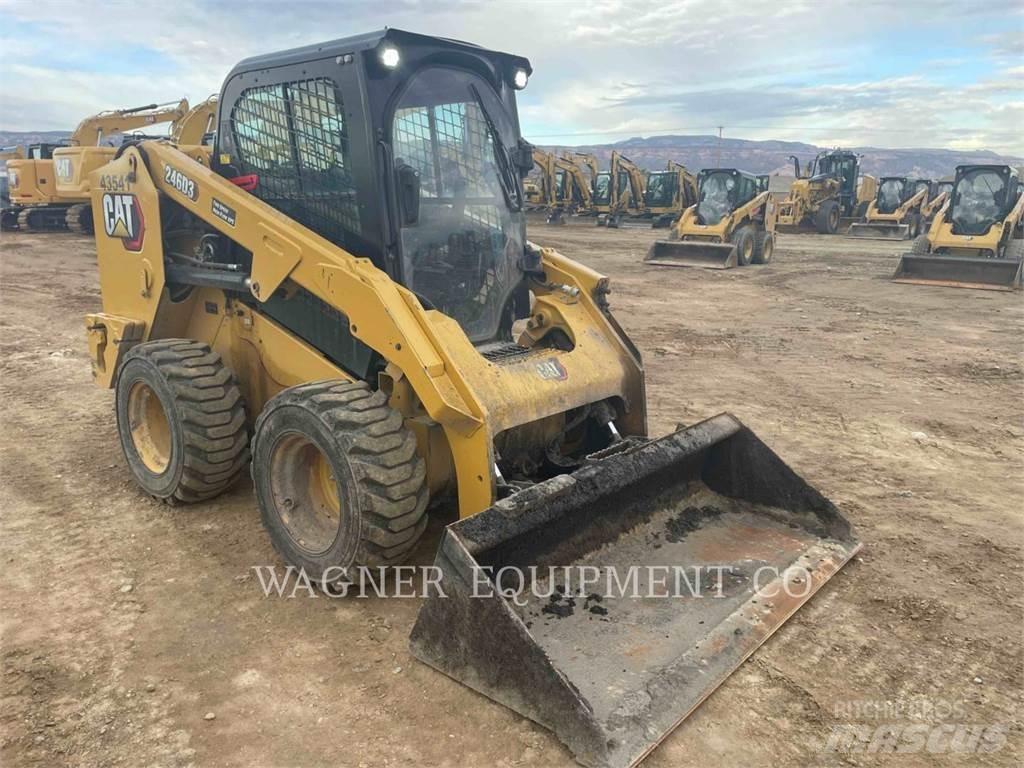 CAT 246D3 Minicarregadeiras