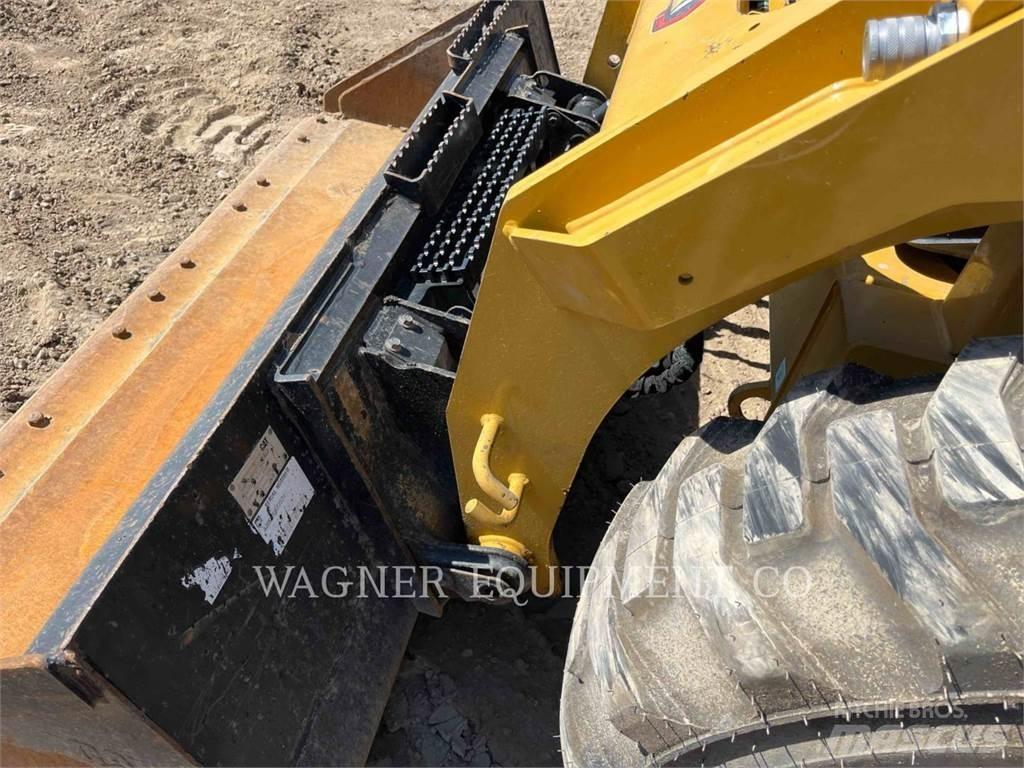 CAT 246D3 Minicarregadeiras