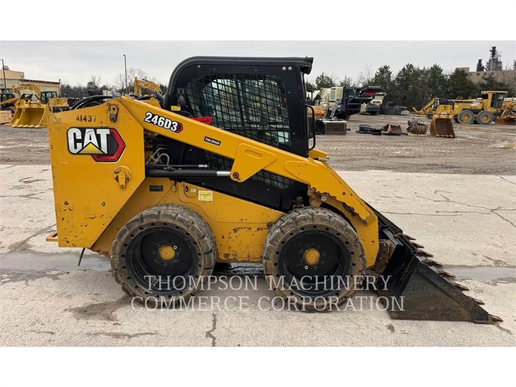 CAT 246D3 Minicarregadeiras