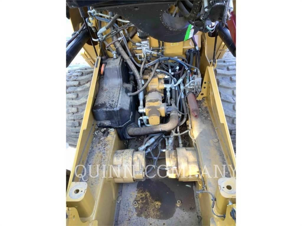 CAT 246D3 Minicarregadeiras