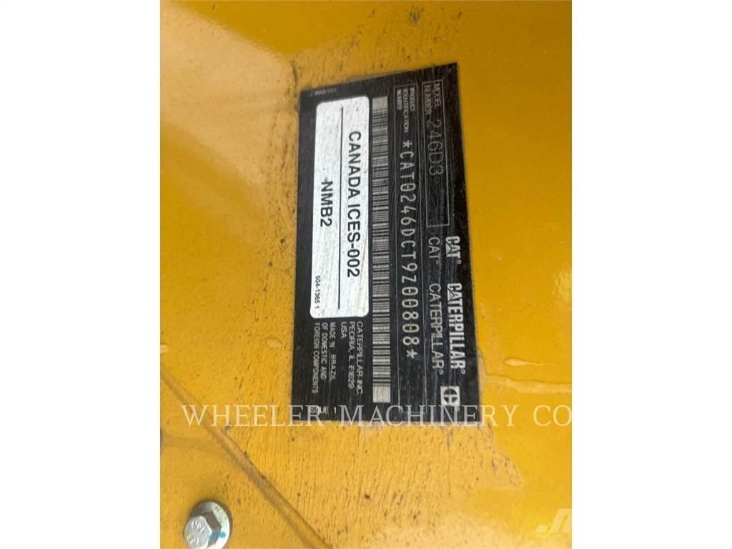 CAT 246D3 C3H2 Minicarregadeiras