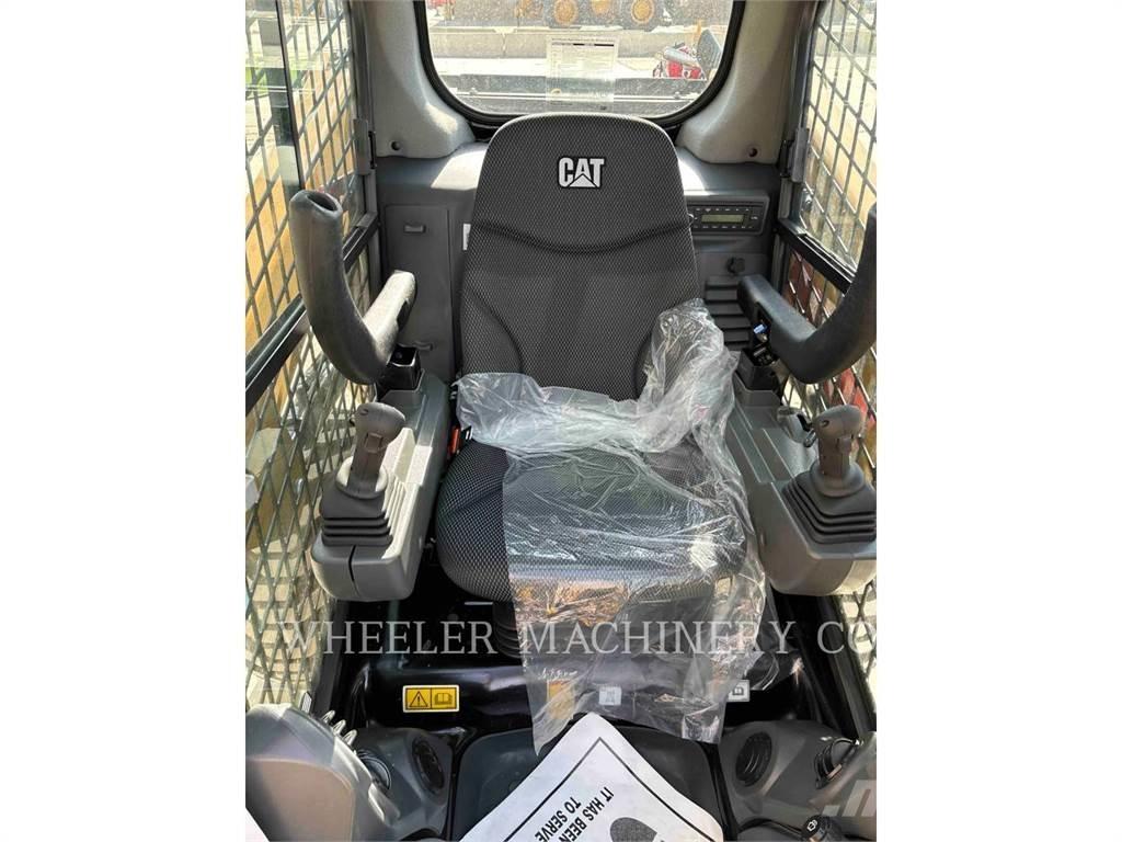 CAT 246D3 C3H2 Minicarregadeiras