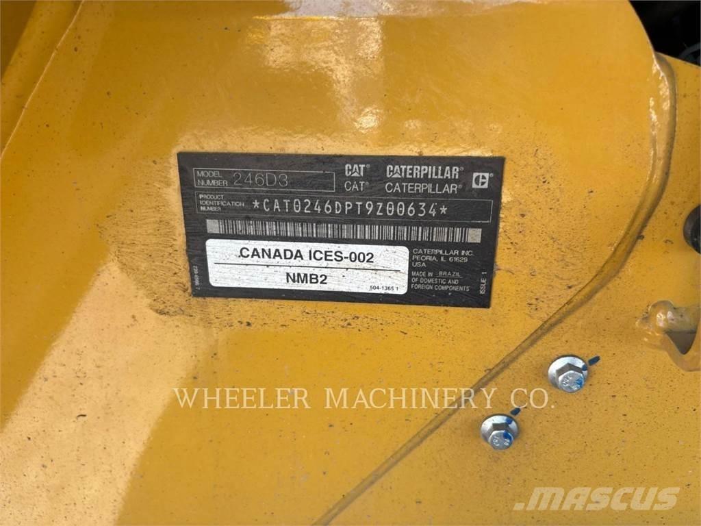 CAT 246D3 C3H2 Minicarregadeiras