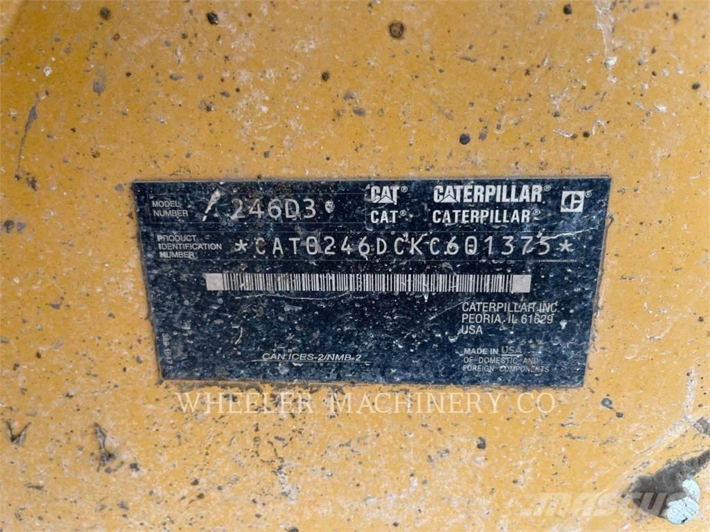 CAT 246D3 C3H2 Minicarregadeiras