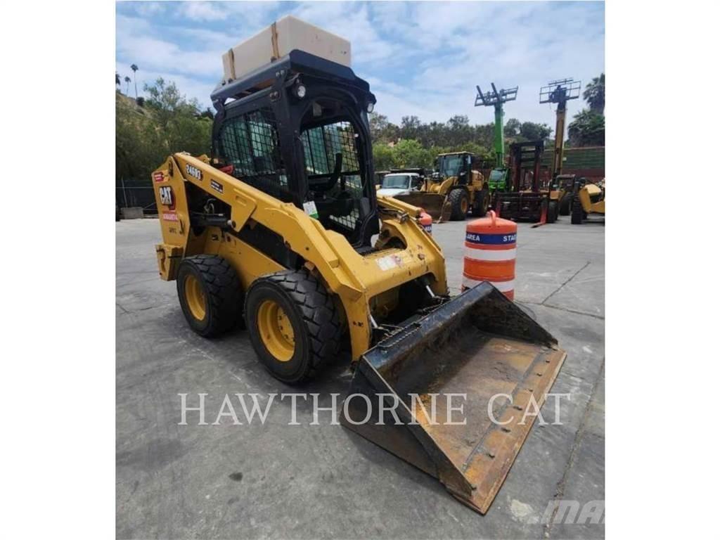 CAT 246D3H2O Minicarregadeiras