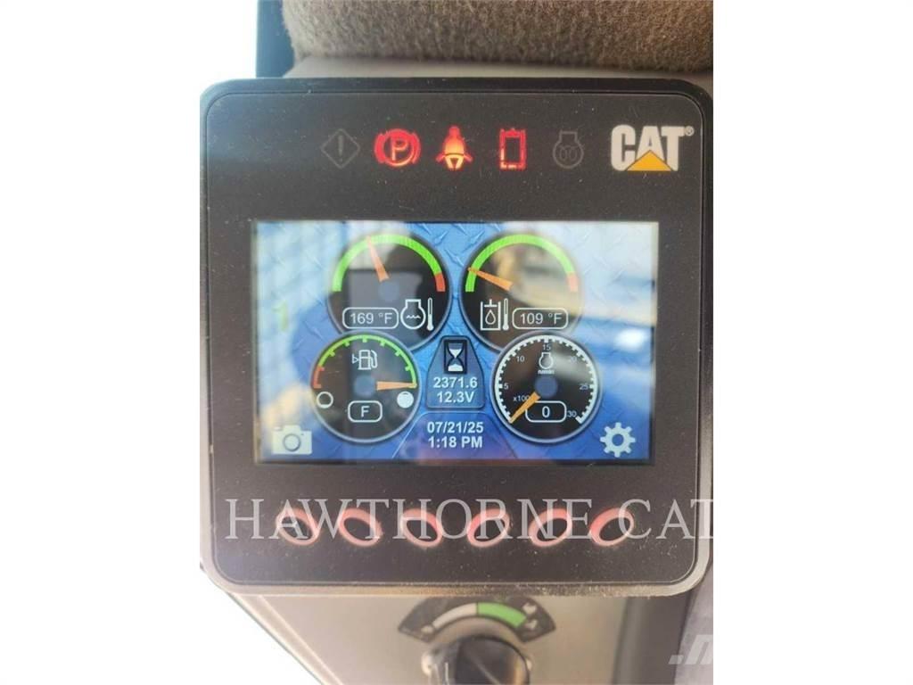 CAT 246D3H2O Minicarregadeiras