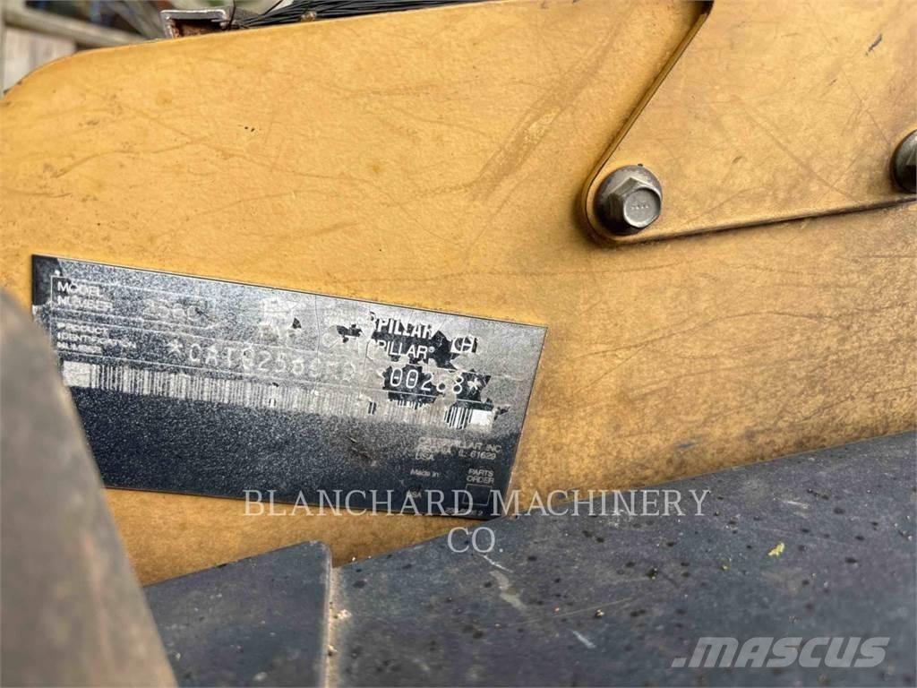 CAT 256C Minicarregadeiras