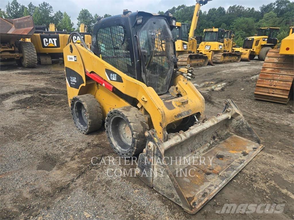 CAT 256C Minicarregadeiras