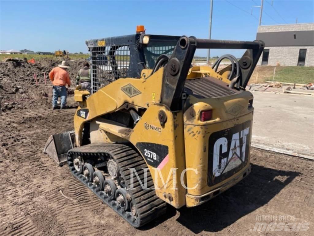 CAT 257B2 Minicarregadeiras