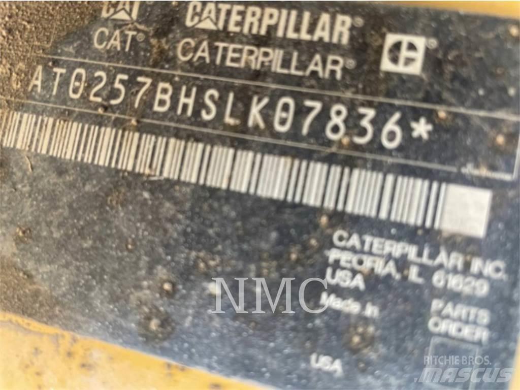 CAT 257B2 Minicarregadeiras