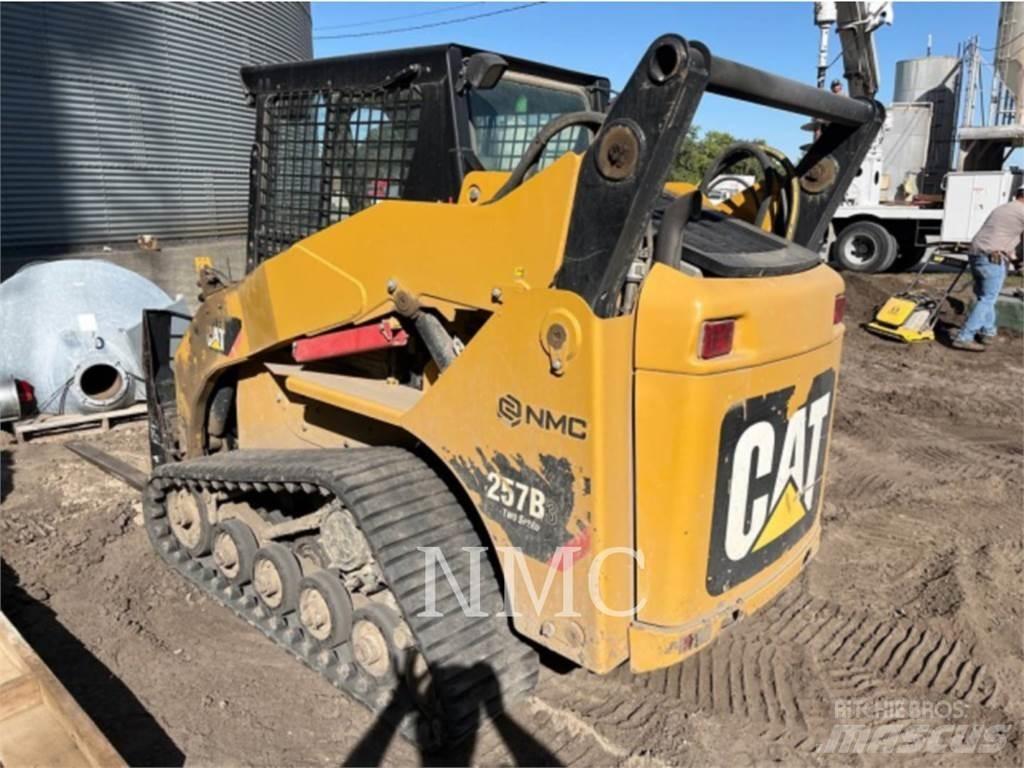 CAT 257B3 Minicarregadeiras
