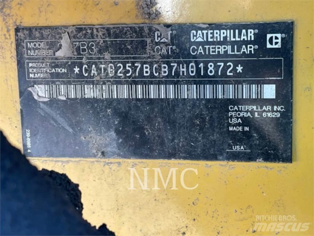 CAT 257B3 Minicarregadeiras