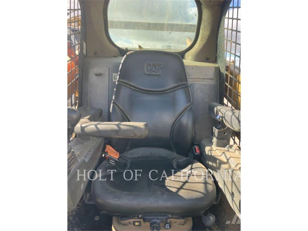 CAT 259 HF Minicarregadeiras