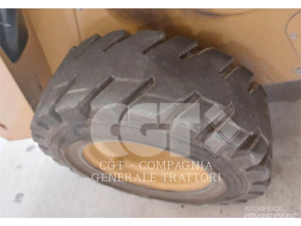 CAT 262D Minicarregadeiras