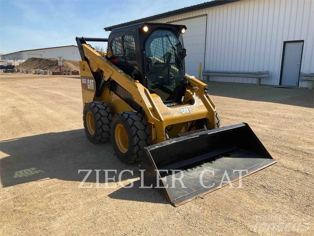 CAT 262D Minicarregadeiras