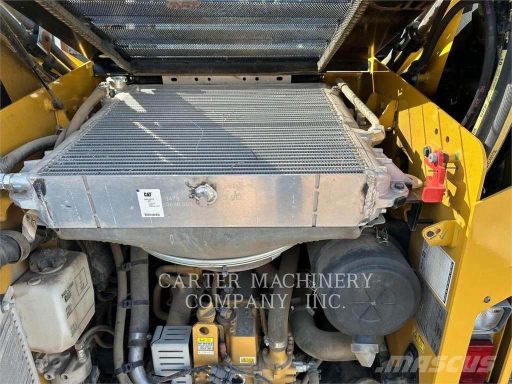 CAT 262D Minicarregadeiras
