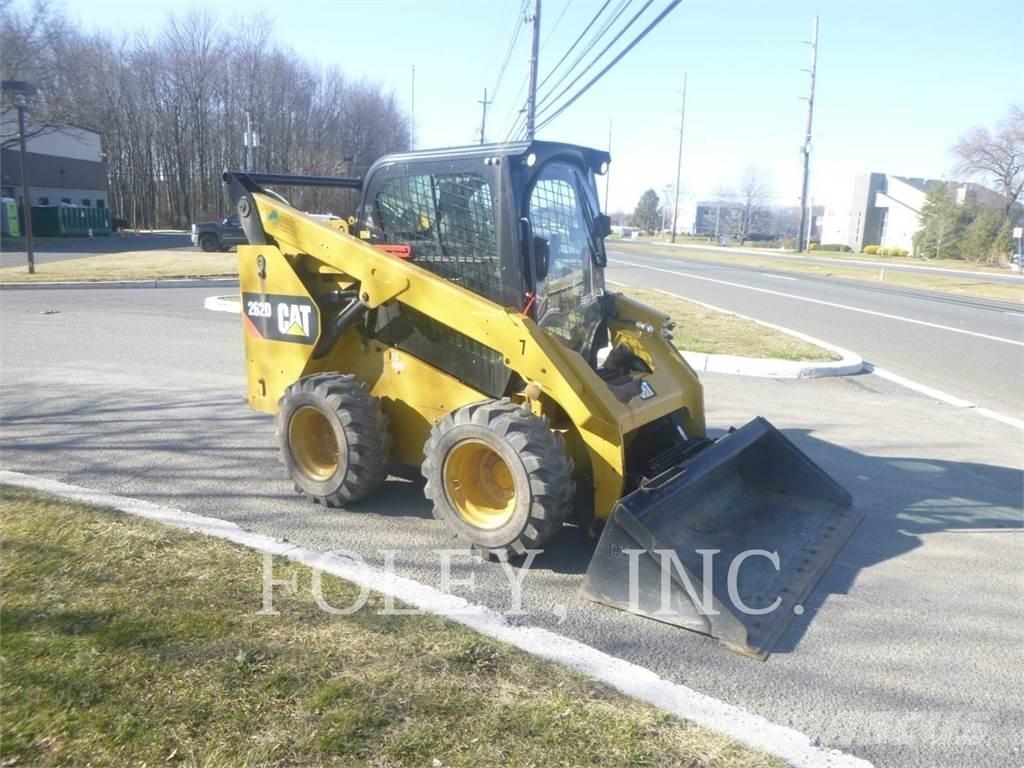 CAT 262D Minicarregadeiras