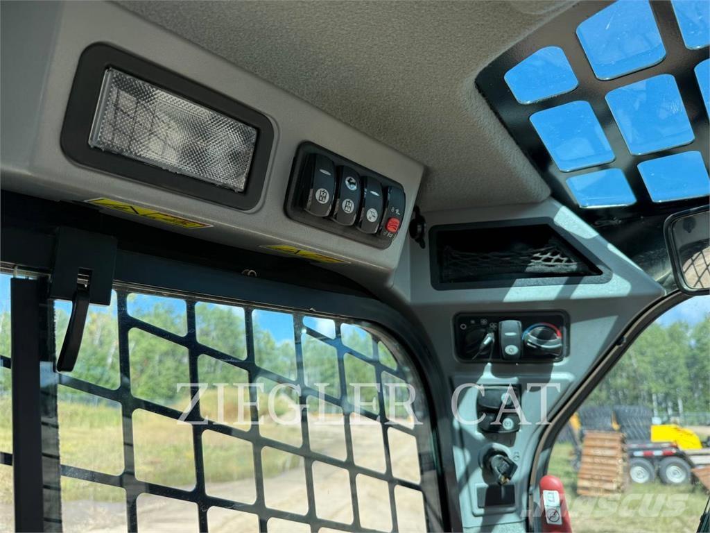 CAT 262D Minicarregadeiras