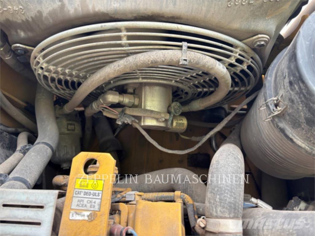 CAT 262D Minicarregadeiras