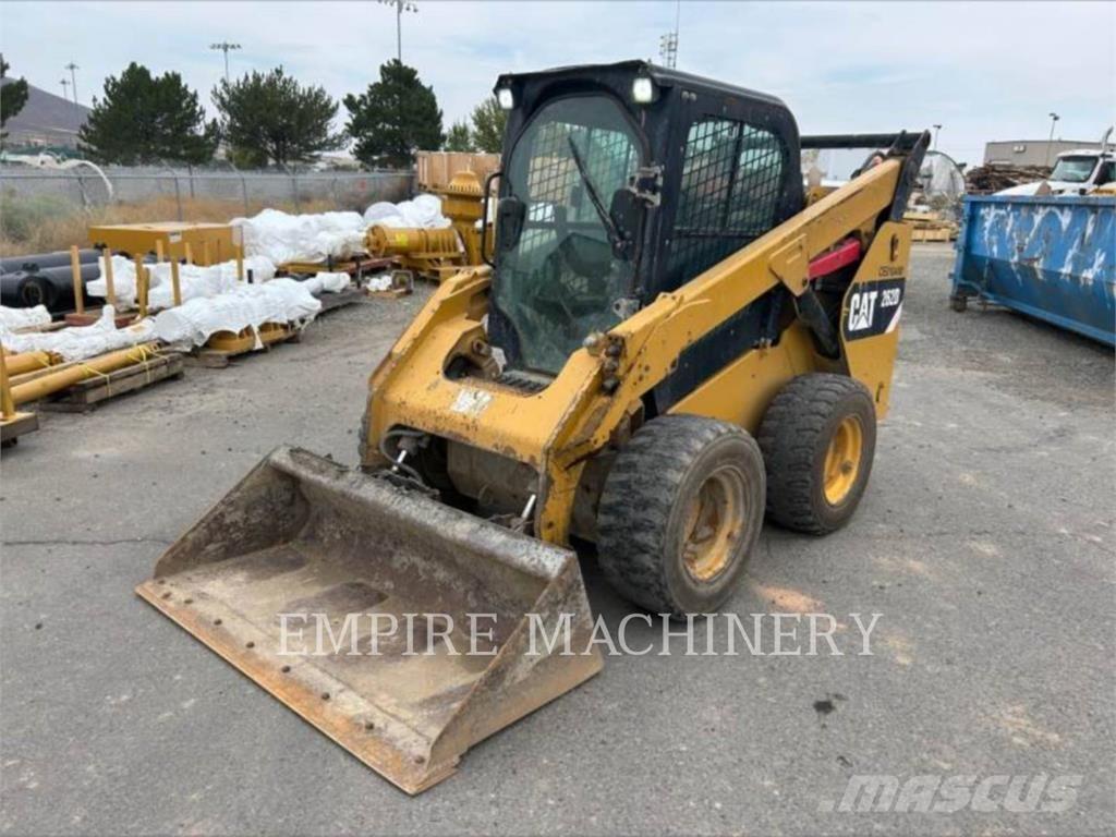 CAT 262D CA Minicarregadeiras