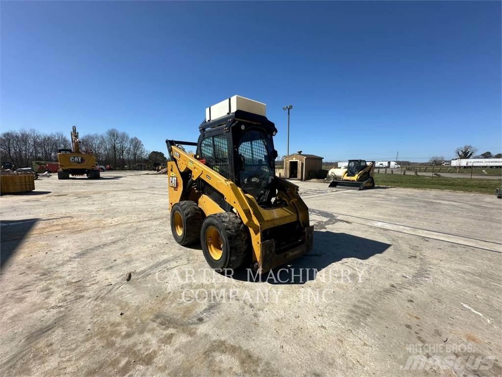 CAT 262D3 Minicarregadeiras