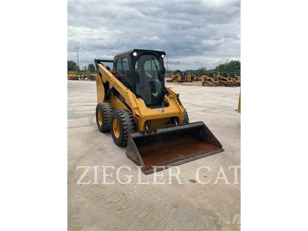 CAT 262D3 Minicarregadeiras