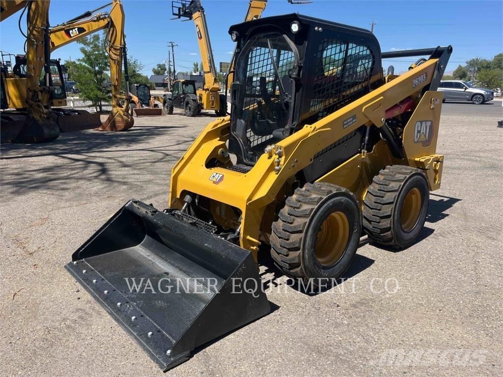 CAT 262D3 Minicarregadeiras