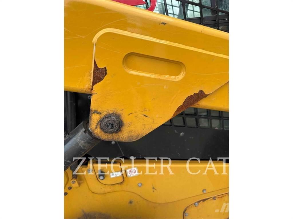 CAT 262D3 Minicarregadeiras