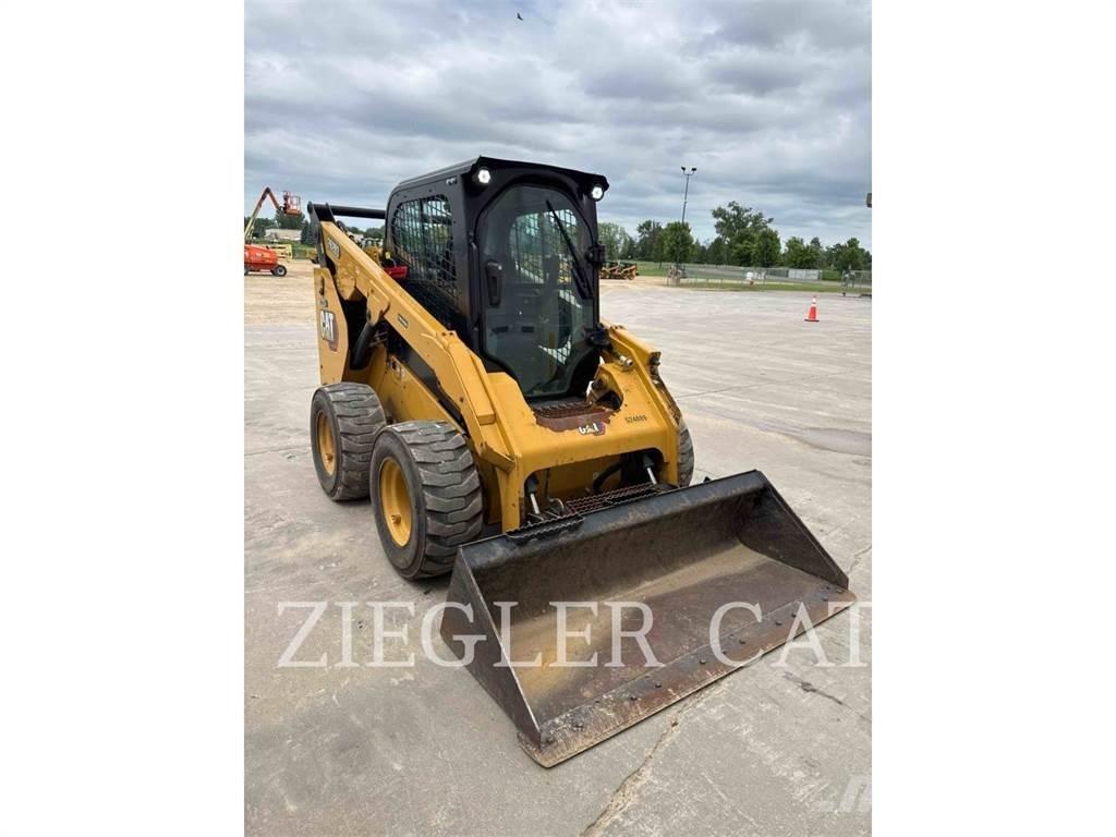 CAT 262D3 Minicarregadeiras
