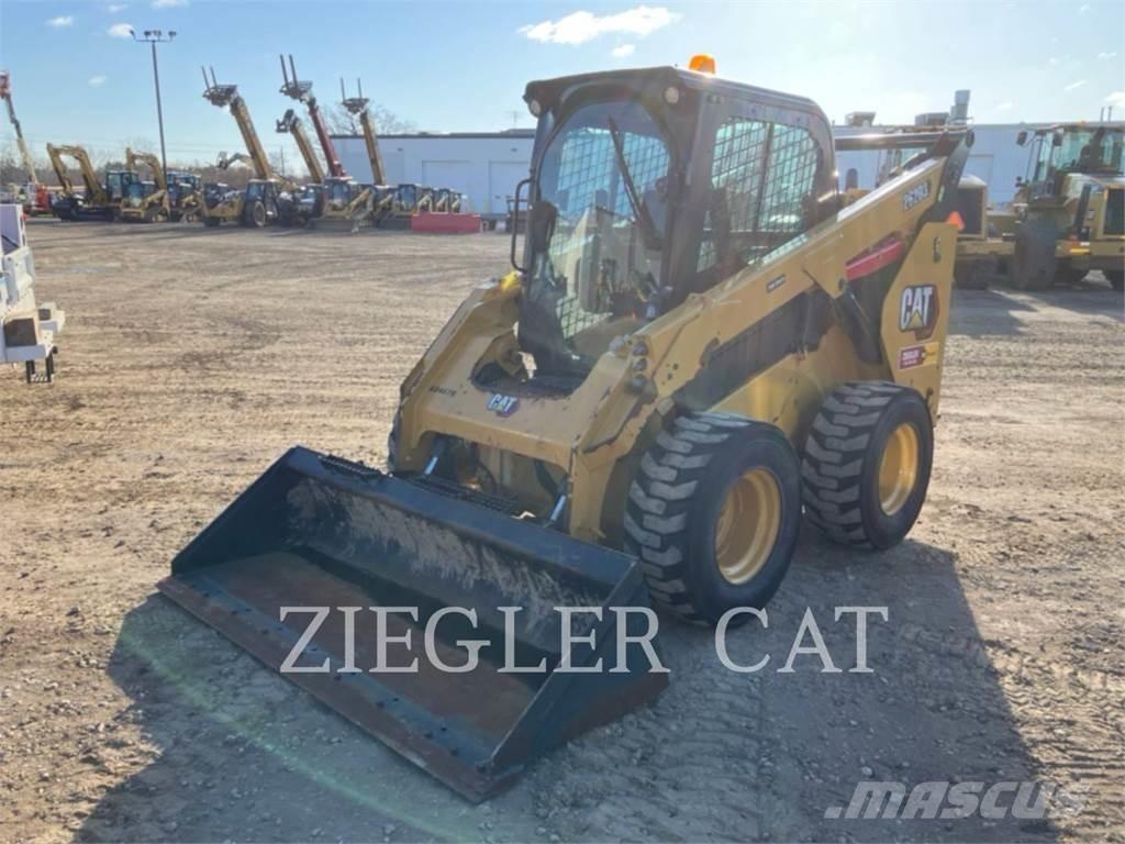 CAT 262D3 Minicarregadeiras
