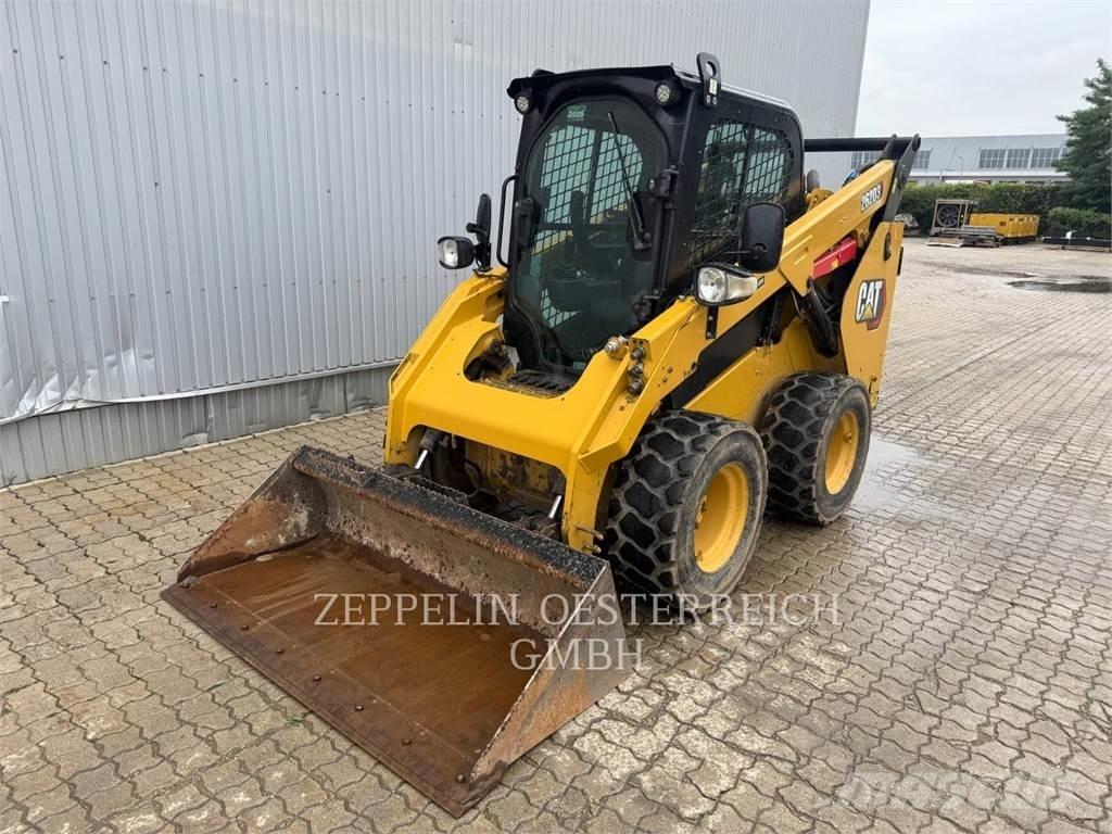 CAT 262D3 Minicarregadeiras