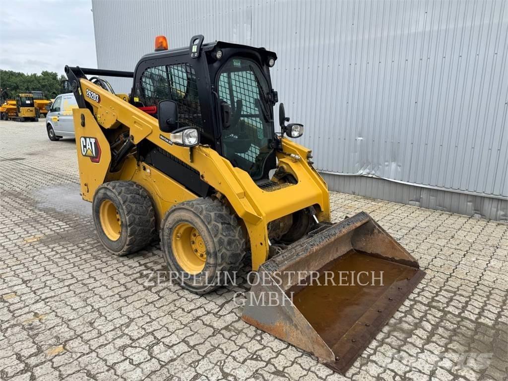 CAT 262D3 Minicarregadeiras