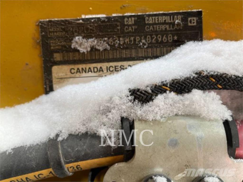 CAT 262D3 Minicarregadeiras