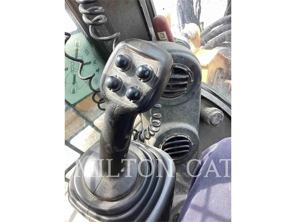 CAT 272D Minicarregadeiras