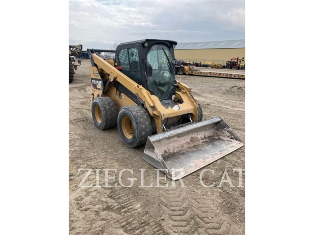 CAT 272D Minicarregadeiras