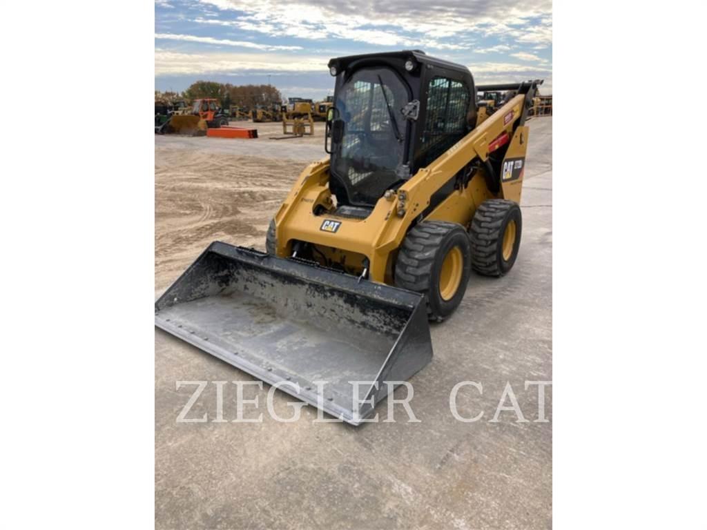 CAT 272D2 Minicarregadeiras