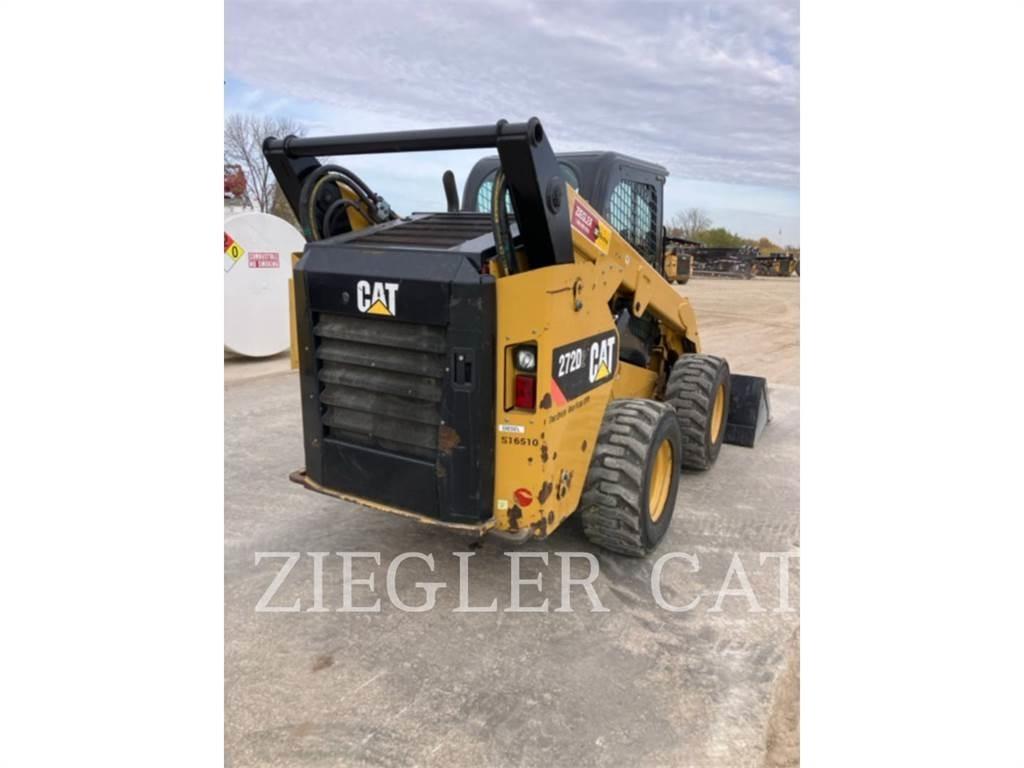 CAT 272D2 Minicarregadeiras