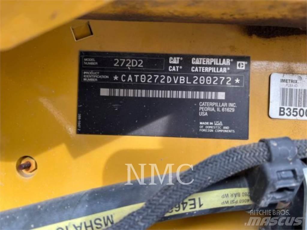 CAT 272D2 Minicarregadeiras