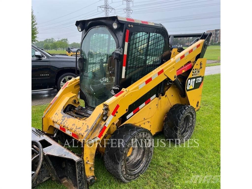CAT 272D2 Minicarregadeiras