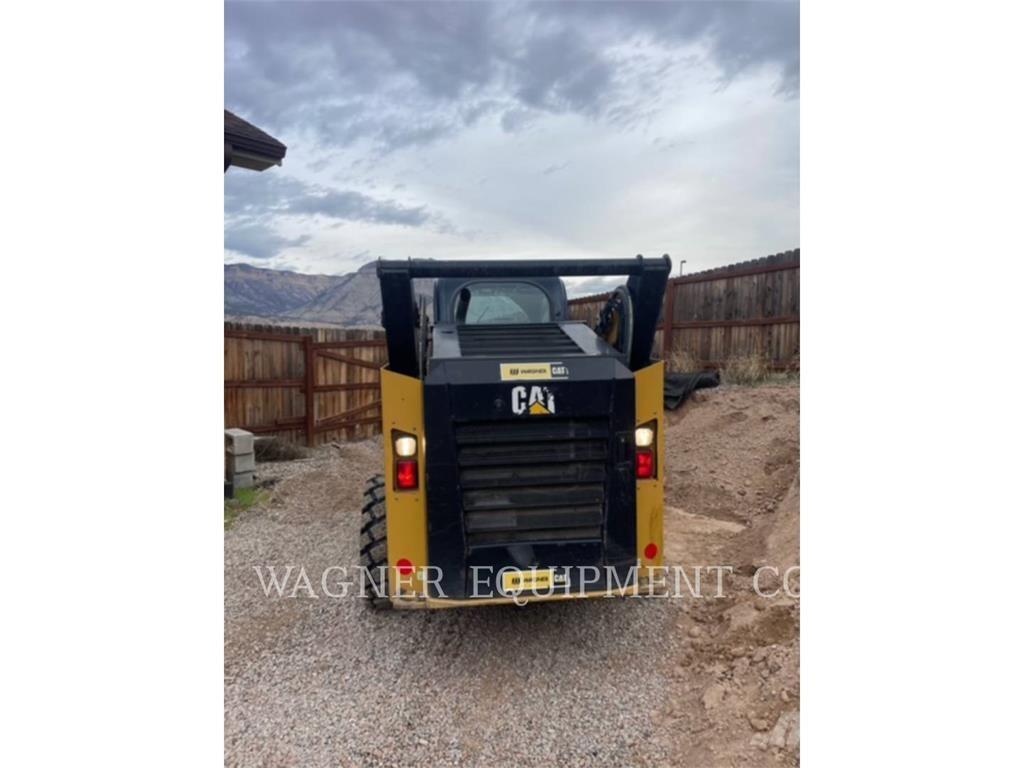 CAT 272D2 Minicarregadeiras